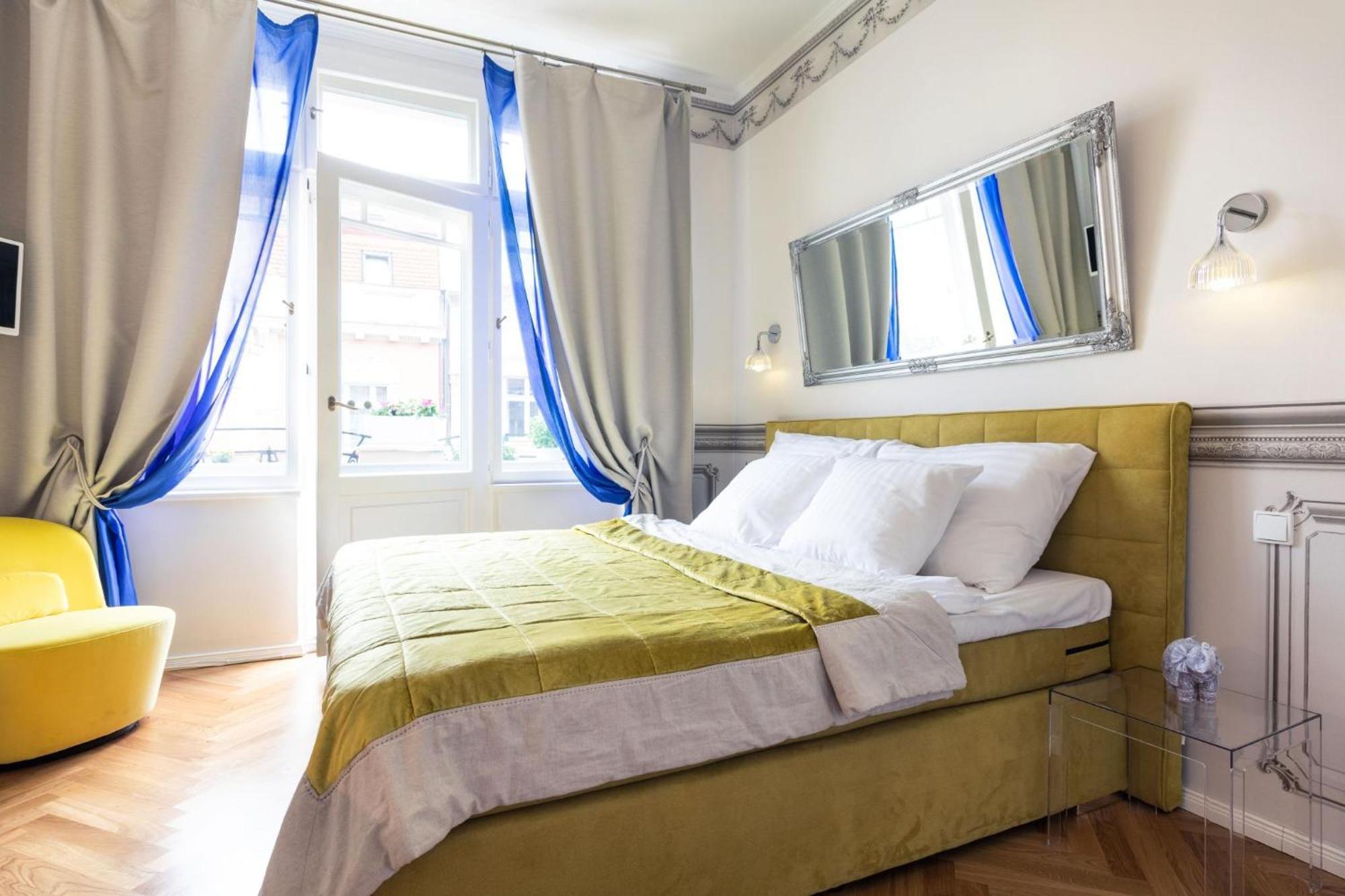 Prague Days - Sunny Riverside Apartments With Terraces 외부 사진