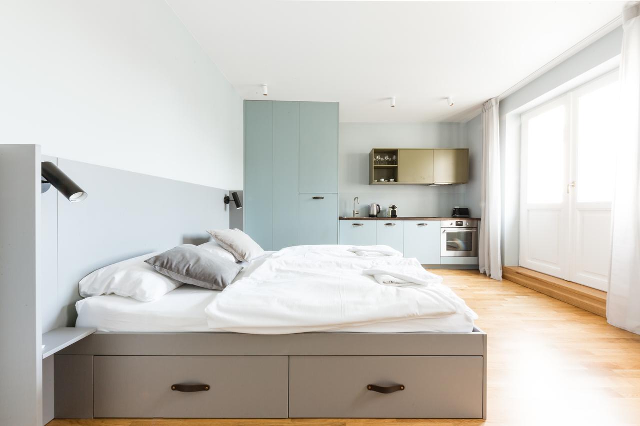 Prague Days - Sunny Riverside Apartments With Terraces 외부 사진