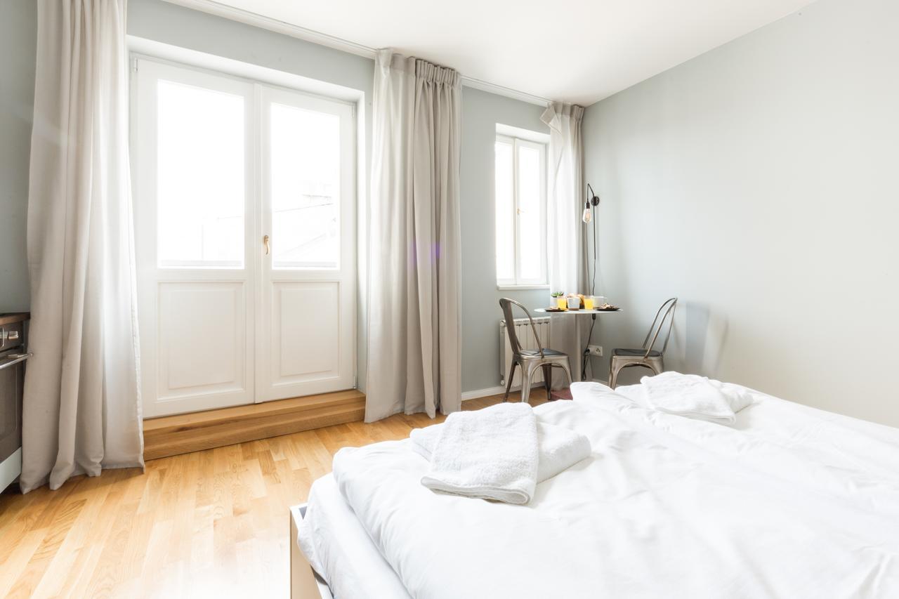 Prague Days - Sunny Riverside Apartments With Terraces 외부 사진